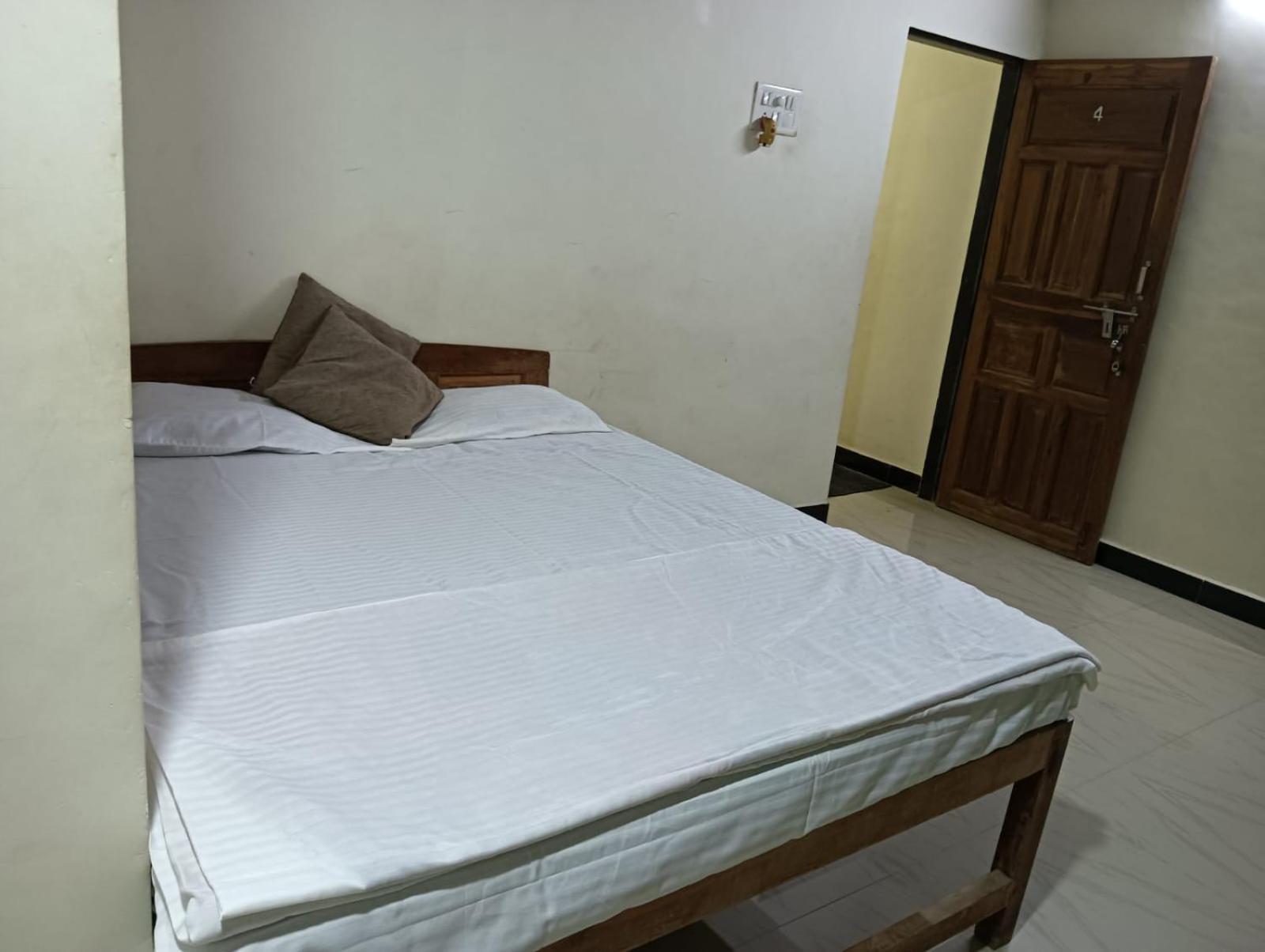Gokul Cottage & Villa Revadanda エクステリア 写真